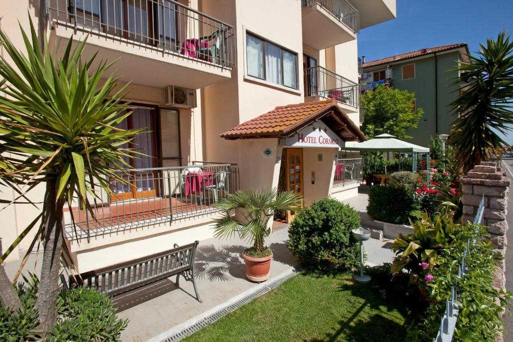 Hotel Corallo Albinia Exterior foto